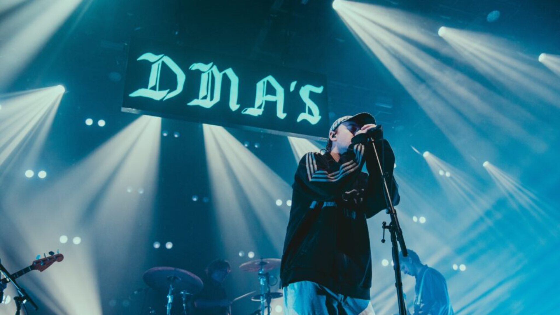 DMA's-30